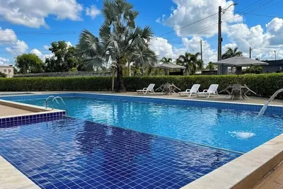 Image de House with Pool • 10min French • Cond. Closed