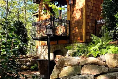 Image de Tethys’s Cottage • Enchanted Forest Escape