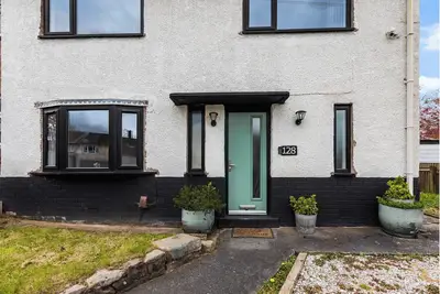 Image de 3 Bedroom Home • Garden View • Parking • Fast Wifi