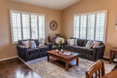 Image de Beautiful 3-bed 2-bath home centrally located in Gilbert with heated pool access