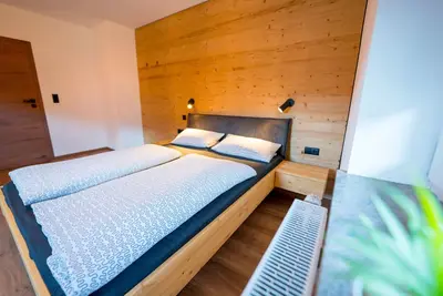 Image de Appartement 'Ferienwohung Schulerhof' : vue montagne, balcon et Wi-Fi