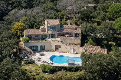 Image de Villa Prestige Ramatuelle-Vue mer 180°, Piscine & Jacuzzi