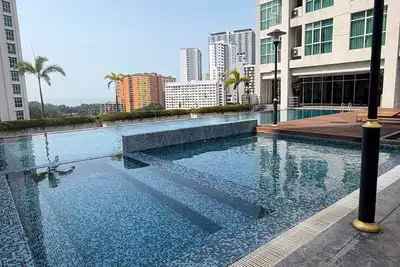 Image de Azure 2br Pool Suite Jelutong | Free Parking, 8min to Georgetown