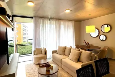 Image de Brand new Luxury 2br Condo near Shopping del Sol with Pool Gym Parking Workspace