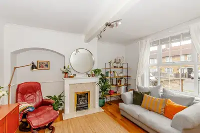 Image de Charming Garden Home with Free Parking