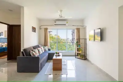 Image de Vibrant, Elegant 2bhk Apt near Bkc / Gym Access