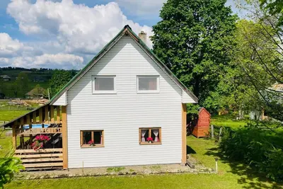 Image de Charming 3-bedroom cabin in pleasant Mărișel for relaxing stays