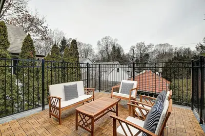 Image de Sleeps 11- Rooftop Balcony!