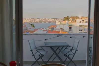 Lisbon View - Balcony - Ac & Gigabit WiFi