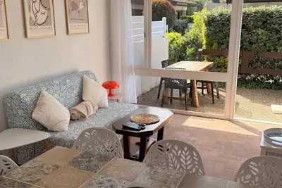 Image de Jolie cottage en bordure de forêt landaise