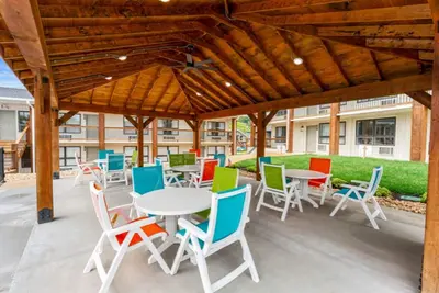Image de Branson Landing 2br Resort Condo Sleeps 6 w/ Patio, Pools & Fitness Room