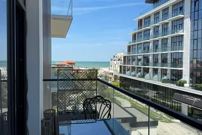 Image de Luxury 2br Sea View Apartment in Sea Breeze Lighthouse