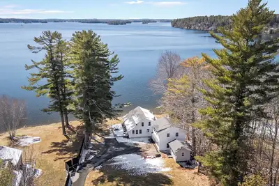 Image de Cobbossee Hideaway, lakefront property with dock for swimming, fishing, and sunrises