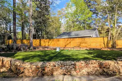 Image de Decatur Family Haven, 4br + Huge Turf Yard