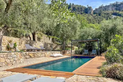 Image de Maison confortable à Grasse avec piscine chauffée