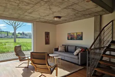 Image de Luxurious and spacious duplex, very well located