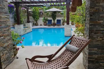 Image de Excellent place to relax as a couple or with the family.