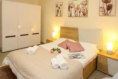 Bella Casa, Vlore, Albania