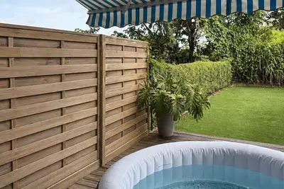 Image de Studio Rémire - Jacuzzi et Wifi - Tout équipé