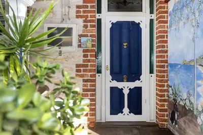 Image de Blue Door on Douglas - Fremantle Heritage Cottage