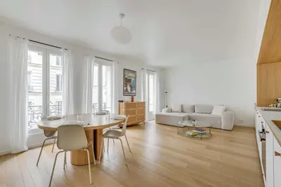 Image de Bel appartement - 1ch- 2p - Sacré-Cœur