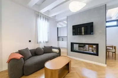 Image de 2br 2ba | Almagro Residence | Quiet Luxury Stay