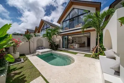 Image de Large 3 Bedroom Villa Nyang Nyang with Pool & Cliff Walk