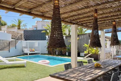 Image de Villa Élégante à Moraira pour 6 · Piscine Privée à Proximité du Centre – Almare