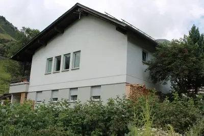Image de Tgèsa Moser Poltera, (Camischolas/Sedrun). by Interhome