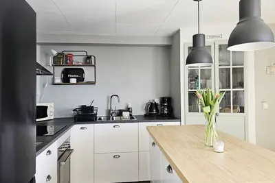 Image de Charming cottage in Myggenäs 20 m from the sea | Se09169
