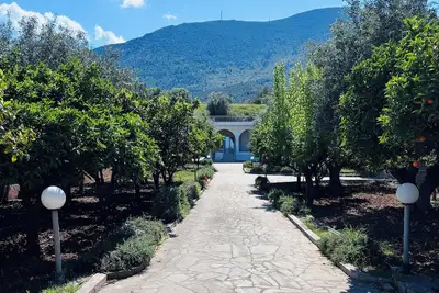 Image de Casa Crystallia blends the serenity of nature with the  beauty of the sea