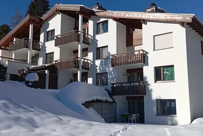 Image de Casa Cappalutta, (Flims Waldhaus). 2. 5 Zimmerwohnung mit direktem Gartenzugang by Interhome