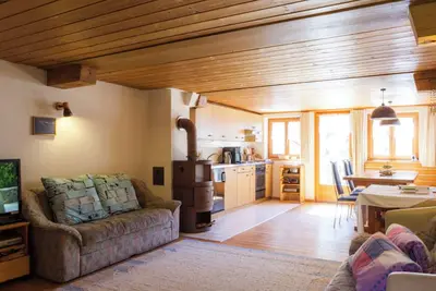 Image de Haus Aebli, (Hinterrhein). by Interhome