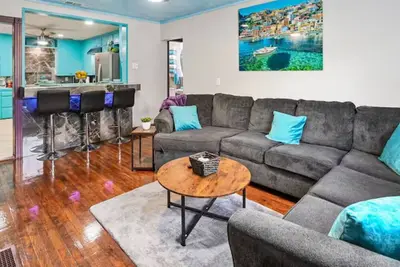 Image de Art House Specials for Workers 5 Bedroom 4 Bath