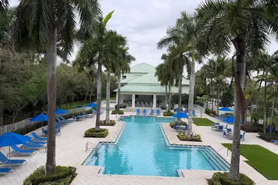 Image de Luxury 1br at Providence at Doral Resort 1070 sqft
