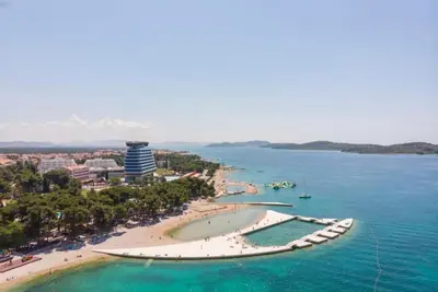 Image de Lux Mobile Homes Vodice - Two bedroom home with private hot tub (Aurora)