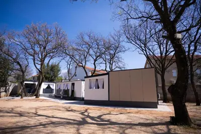 Image de Lux Mobile Homes Vodice - Two bedroom home with private hot tub (Maris)