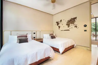 Image de Luxury 5br Villa with Pool, Terraces & Golf Privileges