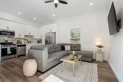 Image de All New Beautiful New Build, Come and See!