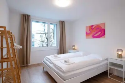 Image de Zh Pink Gf - Letzigrund HITrental Apartment by Interhome