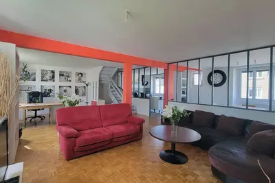 Image de Maison de ville spacieuse et élégante à deux pas du centre historique
