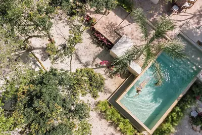 Image de Lush Jungle Design Villa: Secluded Paradise with Infinity Pool