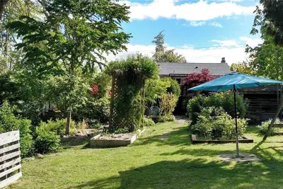 Image de 3-bedroom house with backyard, patio and hot-tub