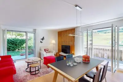 Image de 3. 5 Zimmer Ferienwohnung Piz Linard Lantsch Lenz by Interhome