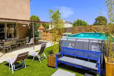 Image de Cozy home in Cadolive with private swimming pool, can be inside or outside