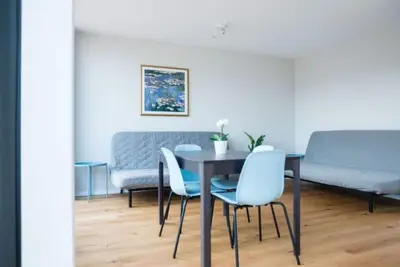 Image de Bs Monet V - Marktplatz HITrental Apartment by Interhome