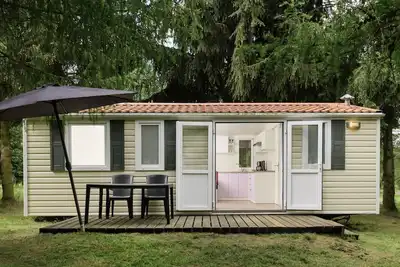 Image de Camping 2000 - Stacaravan Fiji by Interhome