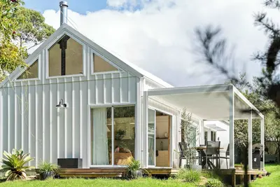Image de Pretty Beach Barn - Charming 2-Bedroom Barn by Beaches & National Park