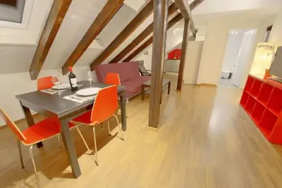 Image de Zh Strawberry - Oerlikon HITrental Apartment by Interhome