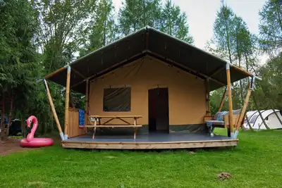 Image de Camping 2000 - Safaritent Medium by Interhome